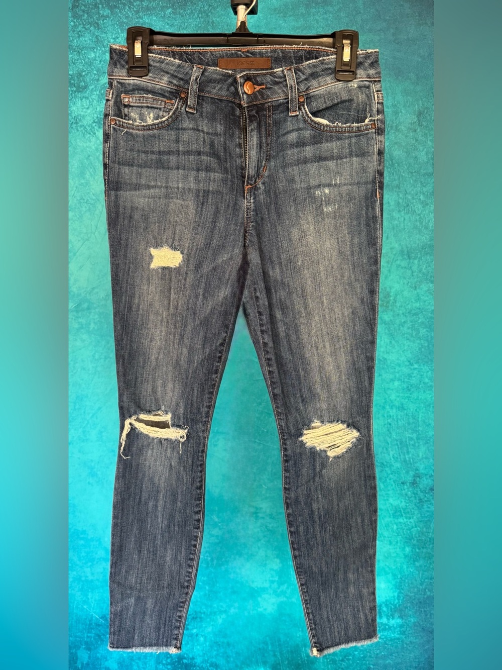 Joe's Jeans Women's Skinny Ankle Distressed dark wash jeans with raw hem Size 26